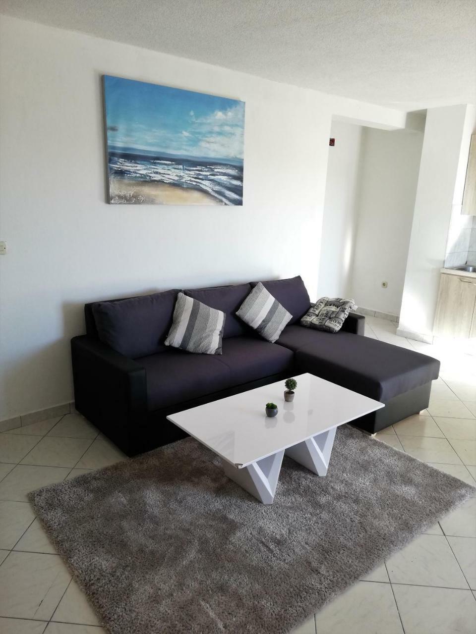 3 Apartment